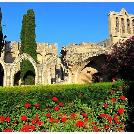 קיירניה Bellapais Abbey Boutique Hotel מראה חיצוני תמונה