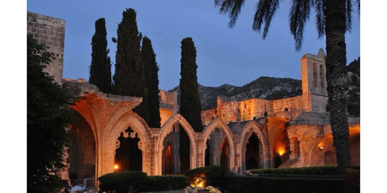 קיירניה Bellapais Abbey Boutique Hotel מראה חיצוני תמונה