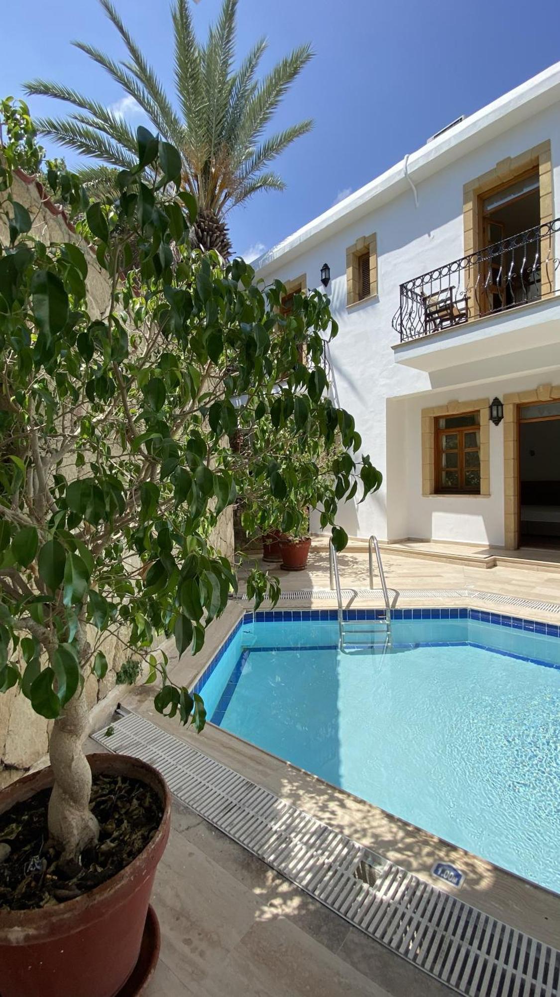 קיירניה Bellapais Abbey Boutique Hotel מראה חיצוני תמונה